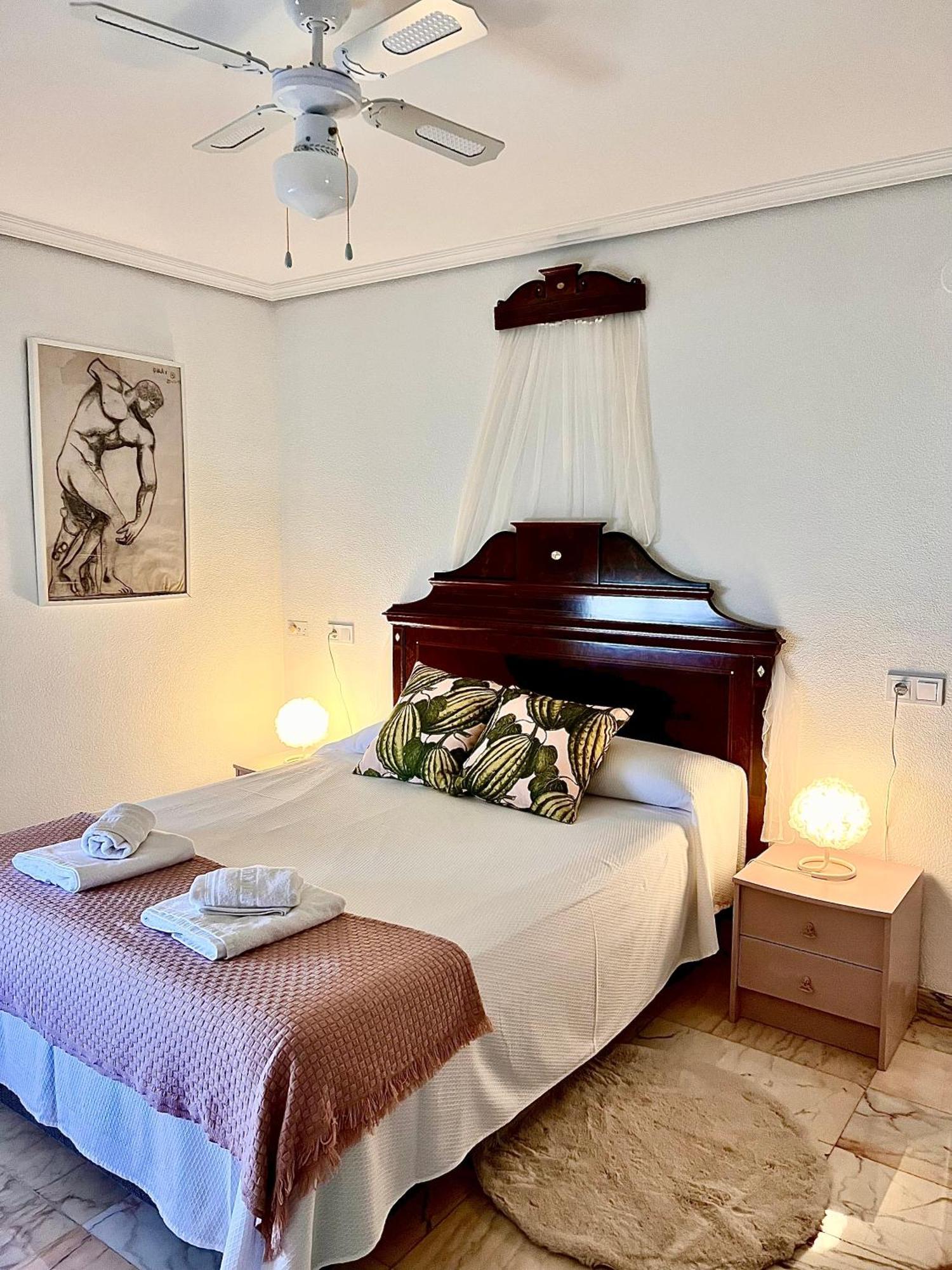 Garay Apartments Бенидорм Экстерьер фото
