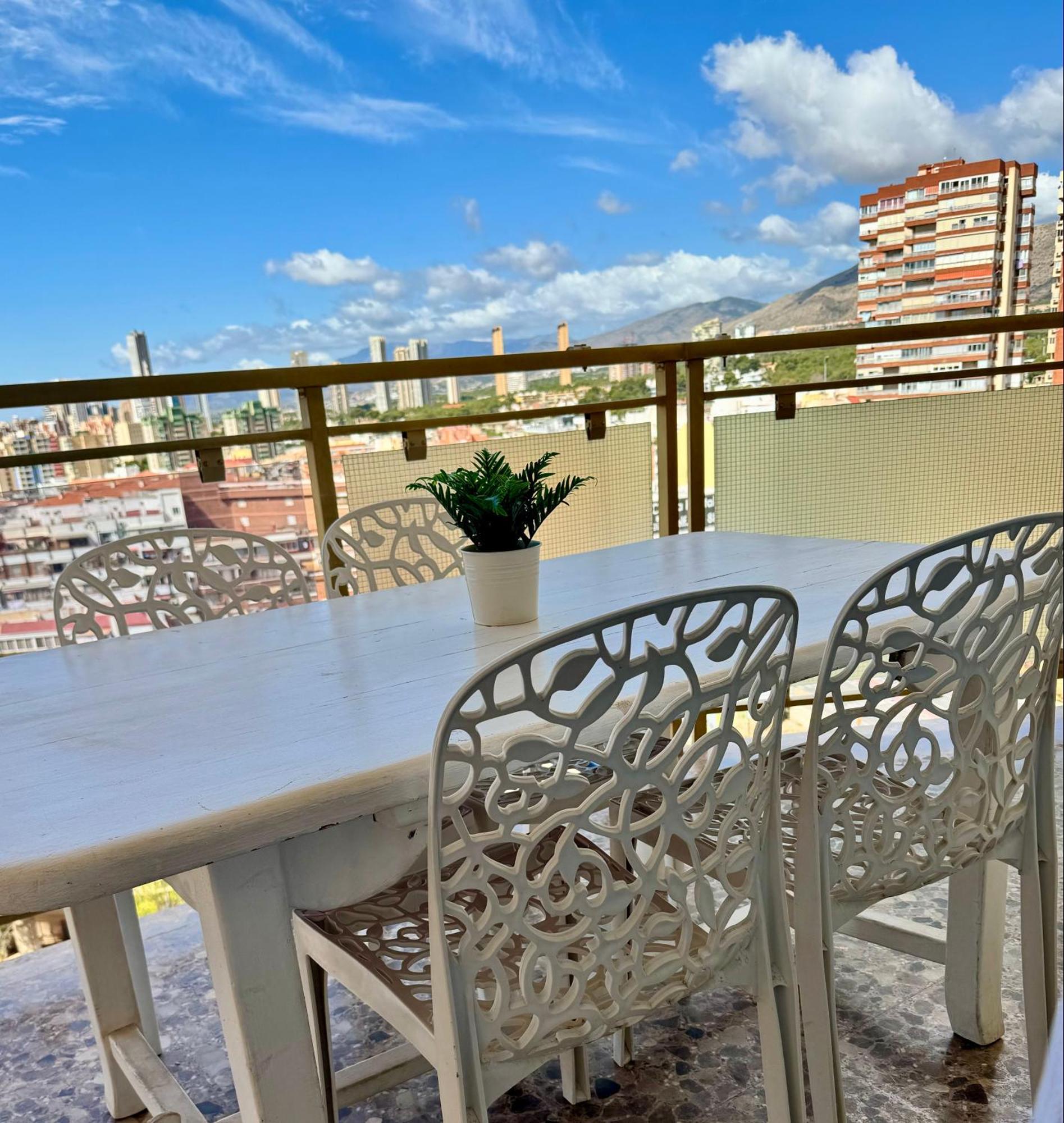 Garay Apartments Бенидорм Экстерьер фото